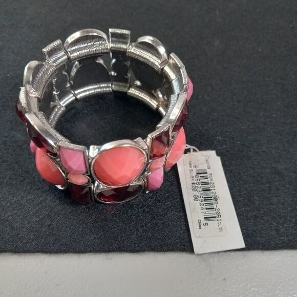 NWT Pink Beaded/Silver tone Metal Stretch Bracelet - Picture 1 of 4